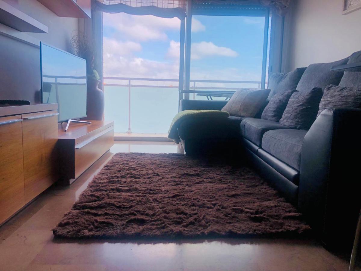 Apartamento Con Terraza Y Piscina En Malgrat De Mar Luaran gambar